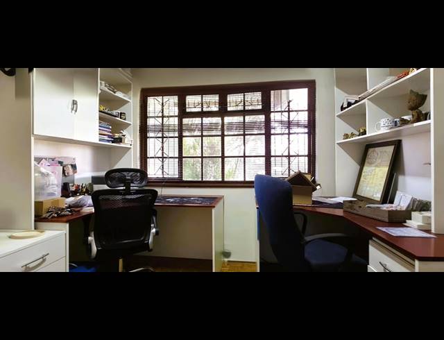 4 BEDROOM HOUSE FOR SALE IN PANORAMA